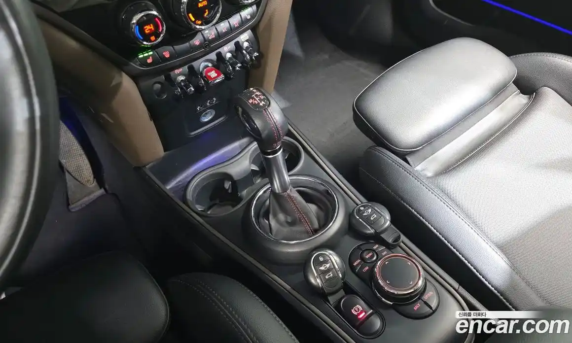 Mini Countryman 2018 2.0 Автомат в Москве № 499191, фото 9