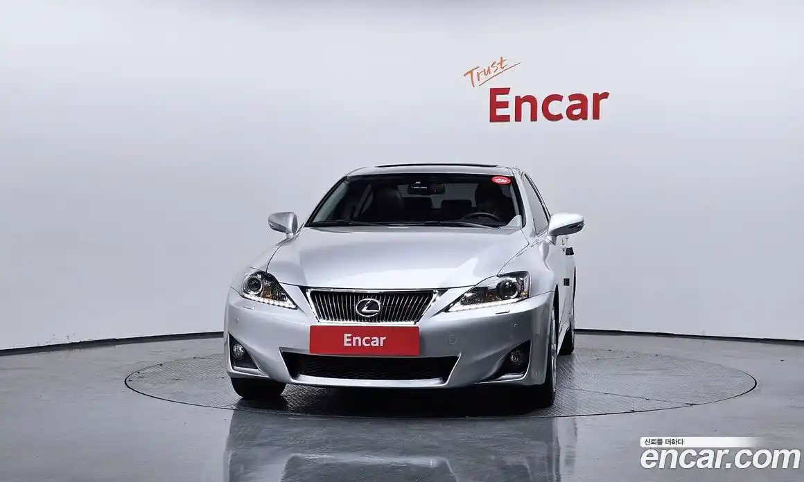Lexus IS 2013 2.5 Автомат в Москве № 499636, фото 3
