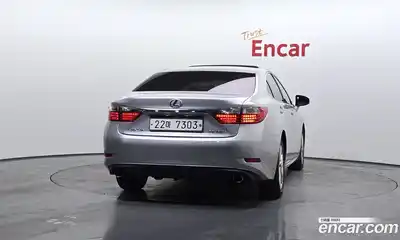 Lexus ES 2013 3.5 Автомат в Москве № 499719, миниатюра 4