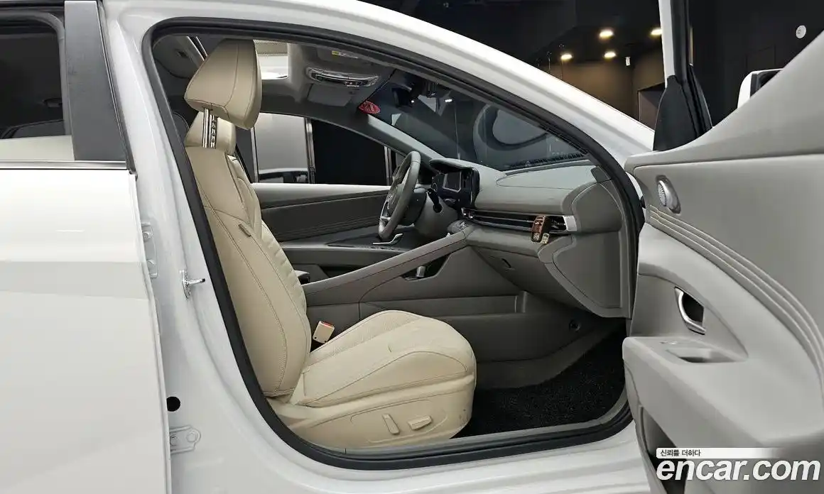 Hyundai Avante 2024 1.6 Автомат в Москве № 516887, фото 11