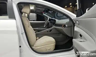 Hyundai Avante 2024 1.6 Автомат в Москве № 516887, миниатюра 11