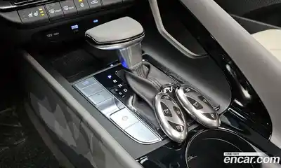 Hyundai Avante 2024 1.6 Автомат в Москве № 516887, миниатюра 9