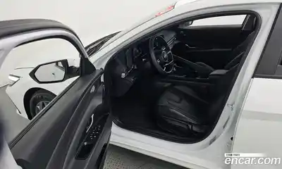 Hyundai Avante 2026 1.6 Автомат в Москве № 516904, миниатюра 10