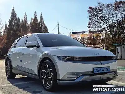 Hyundai Ioniq 5 2023 2.0 Автомат в Москве № 517754, миниатюра 3