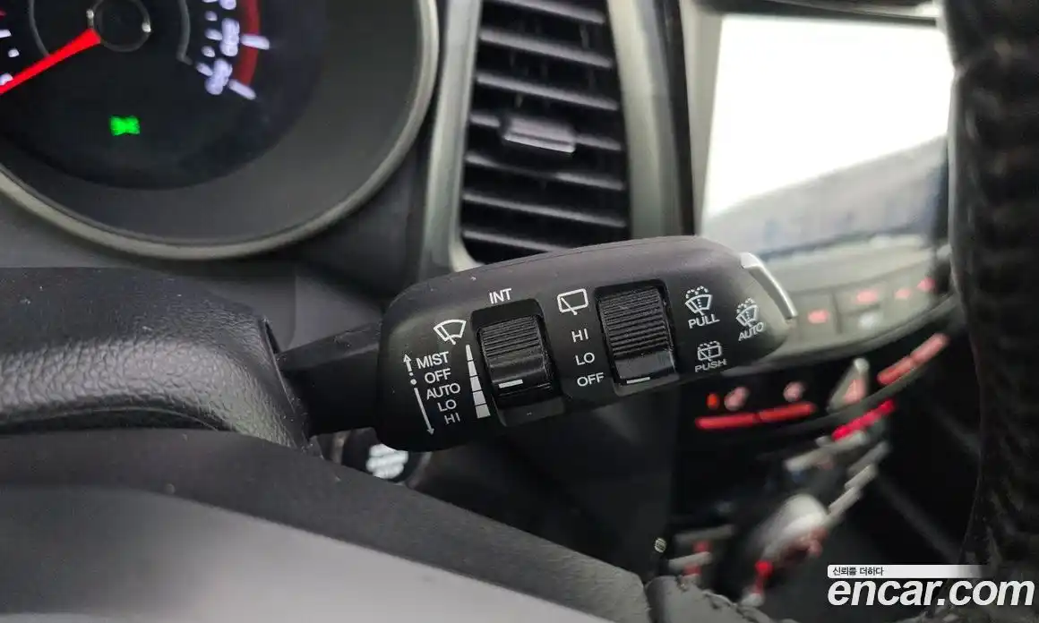 SsangYong TIBOLI 2018 1.6 Автомат в Москве № 517816, фото 17