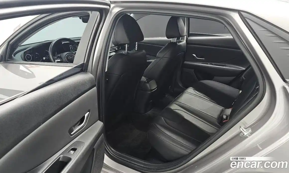 Hyundai Avante 2022 1.6 Автомат в Москве № 518999, фото 12