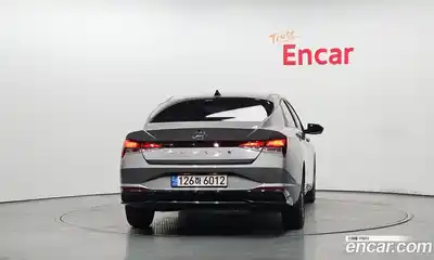 Hyundai Avante 2022 1.6 Автомат в Москве № 518999, миниатюра 4