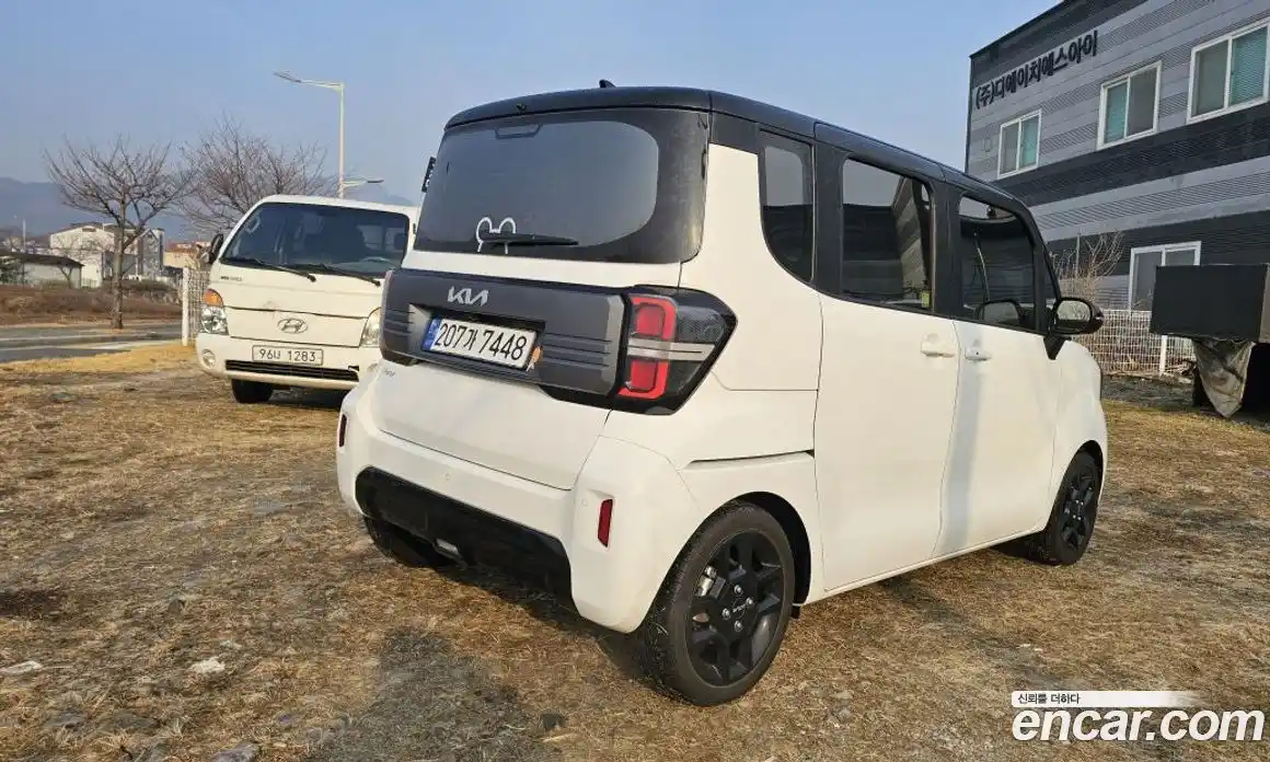 Kia Ray 2024 1.0 Автомат в Москве № 519541, фото 4