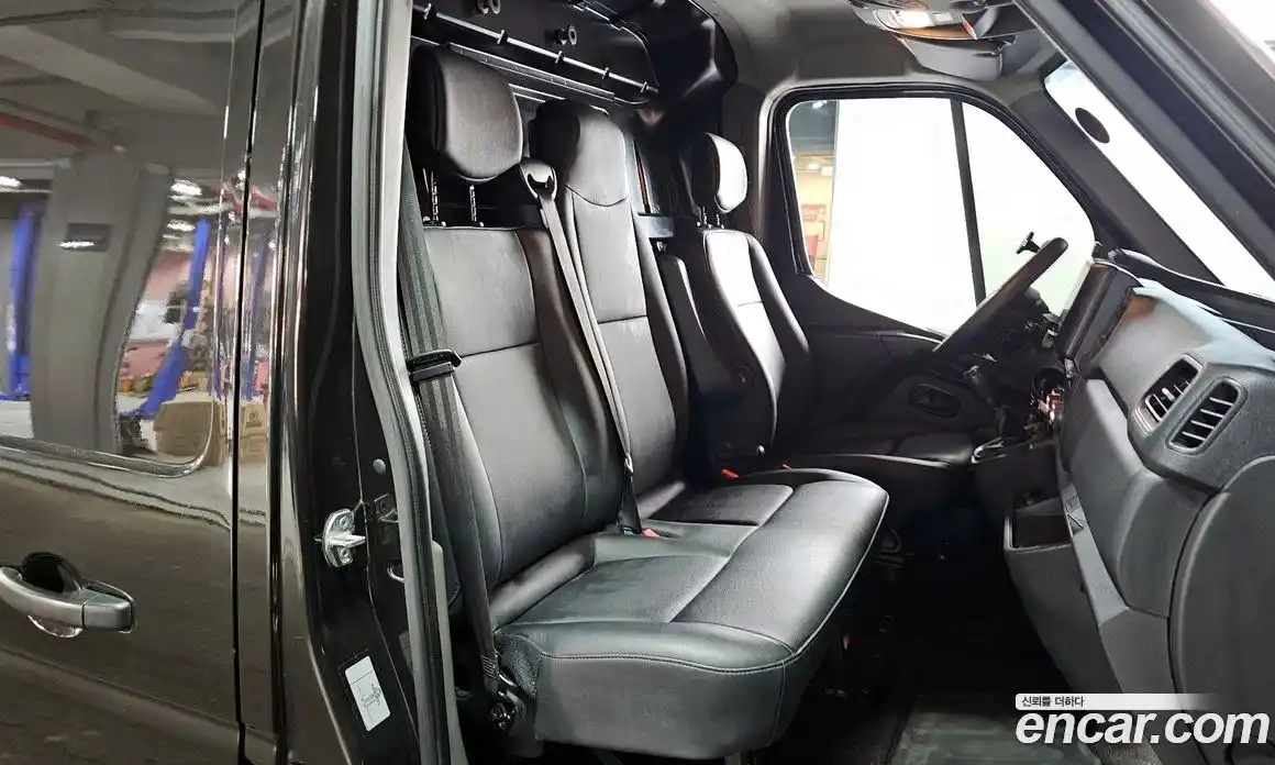 Renault Master 2022 2.3 Механическая в Москве № 520501, фото 11