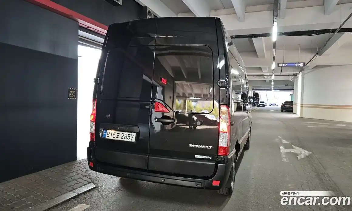 Renault Master 2022 2.3 Механическая в Москве № 520501, фото 4