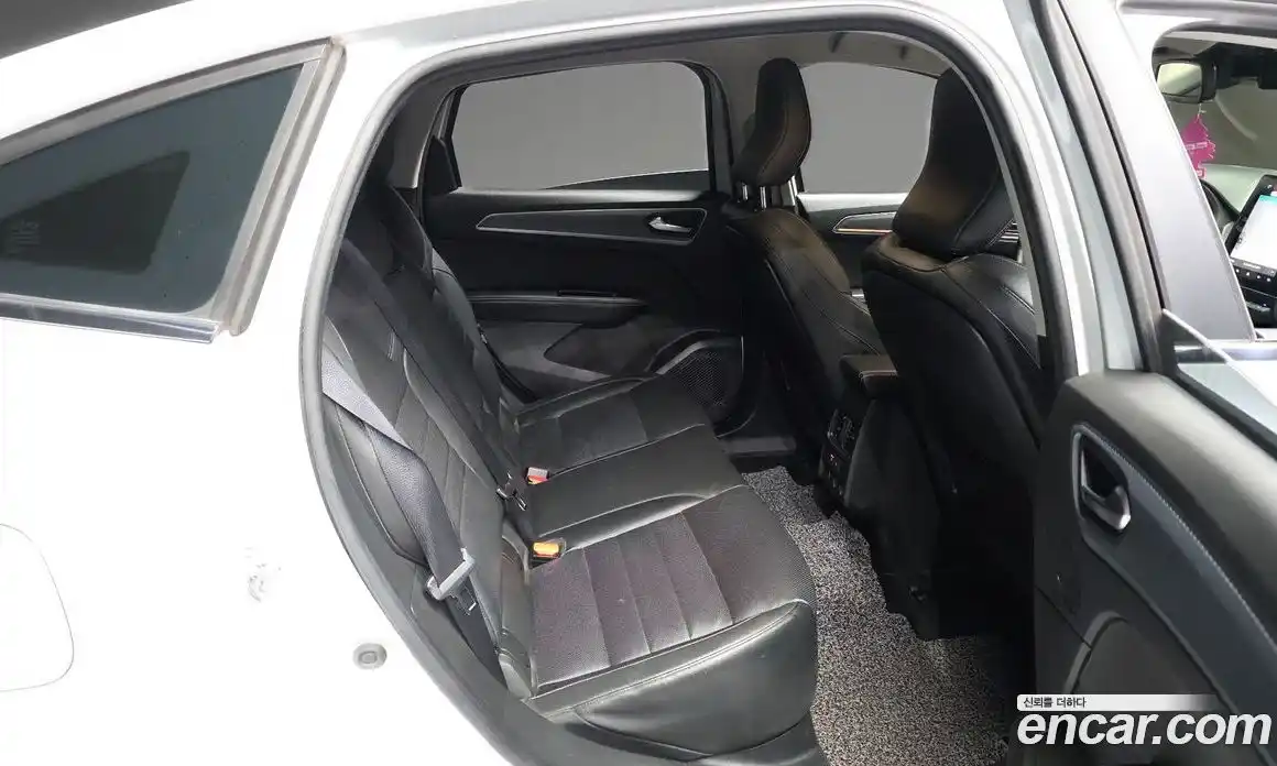 Renault XM3 2022 1.6 Автомат в Москве № 520955, фото 12