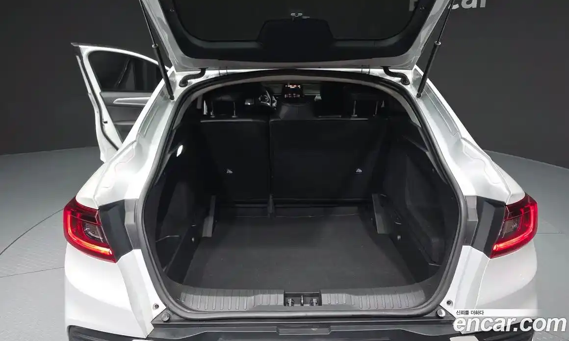 Renault XM3 2022 1.6 Автомат в Москве № 520955, фото 20