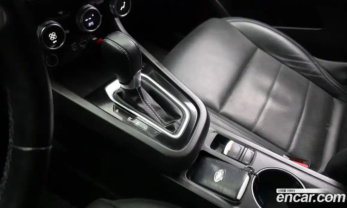 Renault XM3 2022 1.6 Автомат в Москве № 520955, фото 9