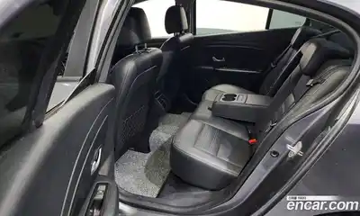 Renault SM3 2016 1.5 Автомат в Москве № 521464, миниатюра 11