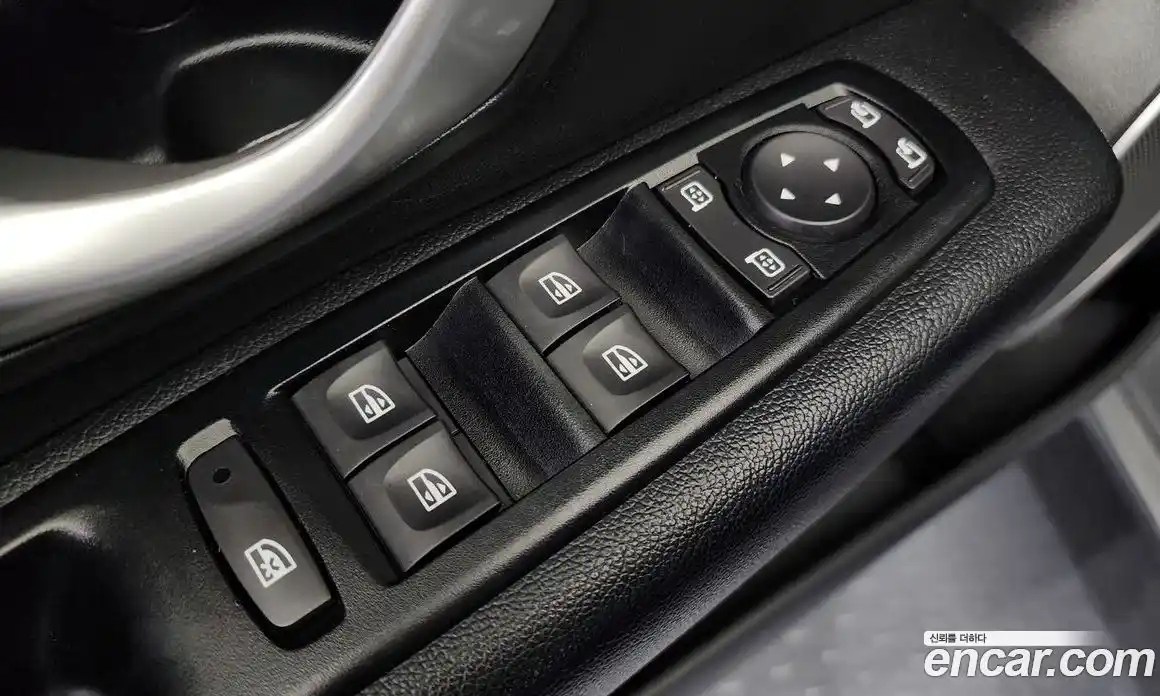 Renault SM3 2016 1.5 Автомат в Москве № 521464, фото 13