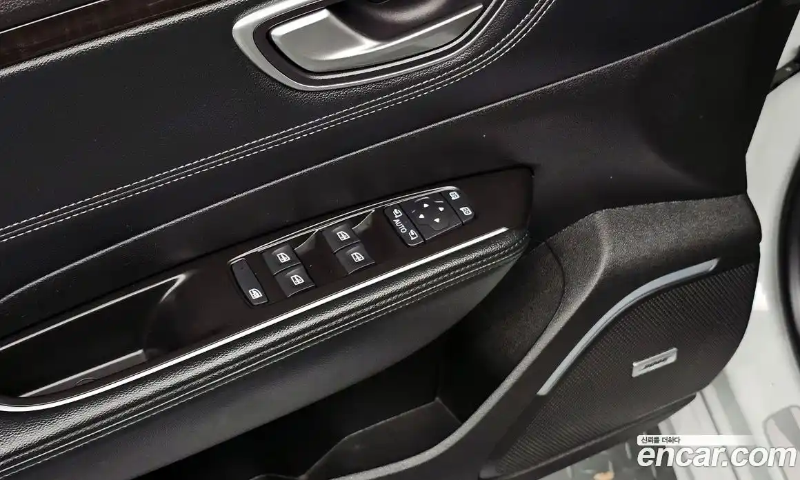 Renault SM6 2017 2.0 Автомат в Москве № 521762, фото 19