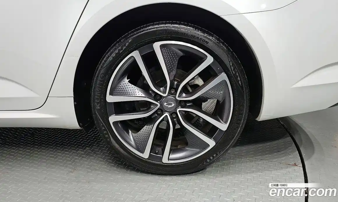 Renault SM6 2017 2.0 Автомат в Москве № 521762, фото 5