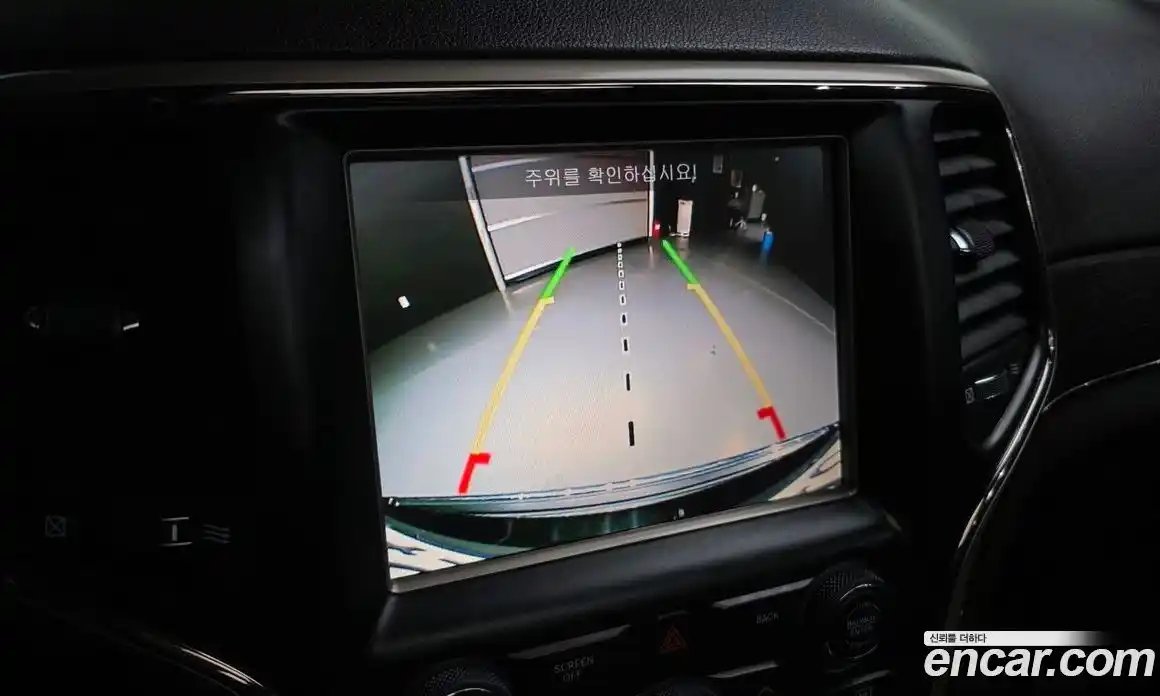 Jeep Cherokee 2016 3.0 Автомат в Москве № 522342, фото 15