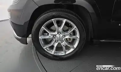 Jeep Cherokee 2016 3.0 Автомат в Москве № 522342, миниатюра 5