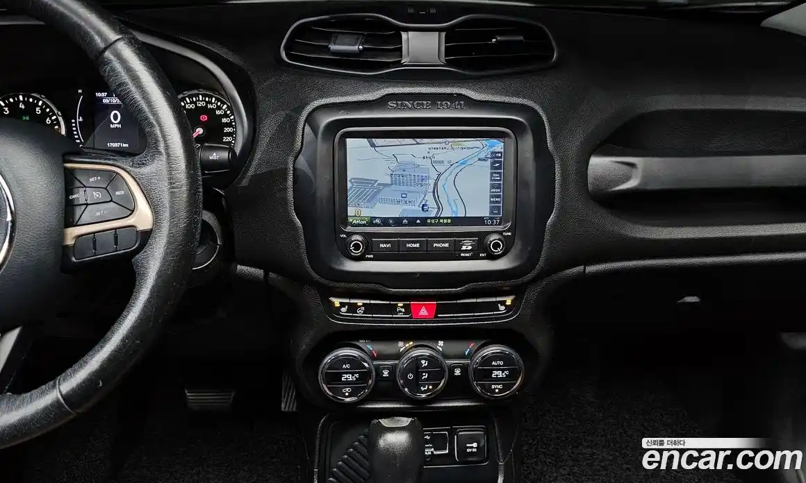 Jeep Renegade 2017 2.4 Автомат в Москве № 522354, фото 16