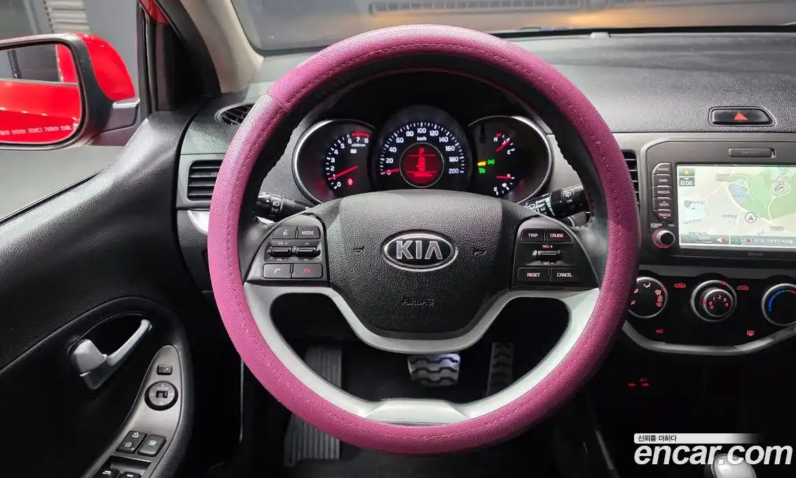 Kia Morning 2016 1.0 Автомат в Москве № 522597, фото 13