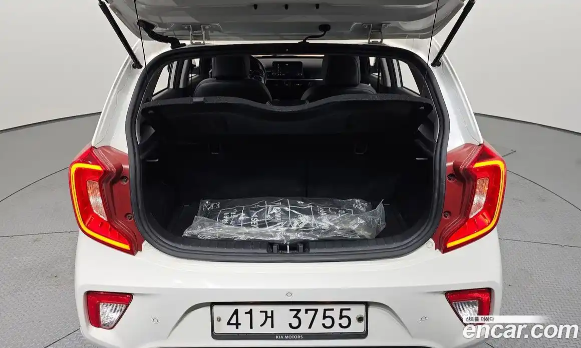 Kia Morning 2020 1.0 Автомат в Москве № 522740, фото 20