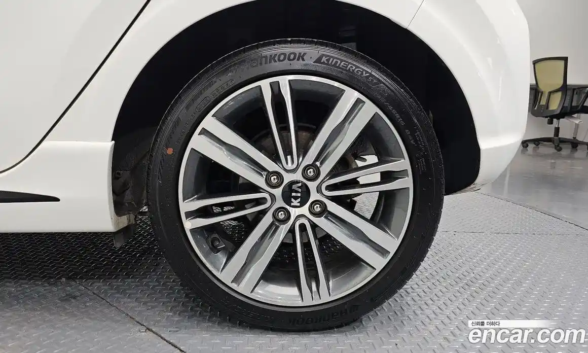 Kia Morning 2020 1.0 Автомат в Москве № 522740, фото 5