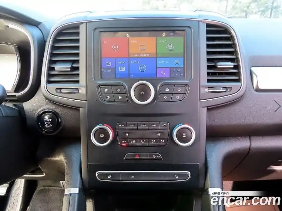 Renault QM6 2018 2.0 Автомат в Москве № 524474, фото 13