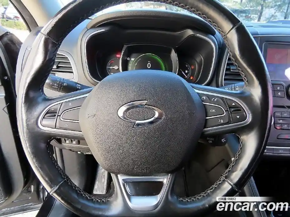 Renault QM6 2018 2.0 Автомат в Москве № 524474, фото 8