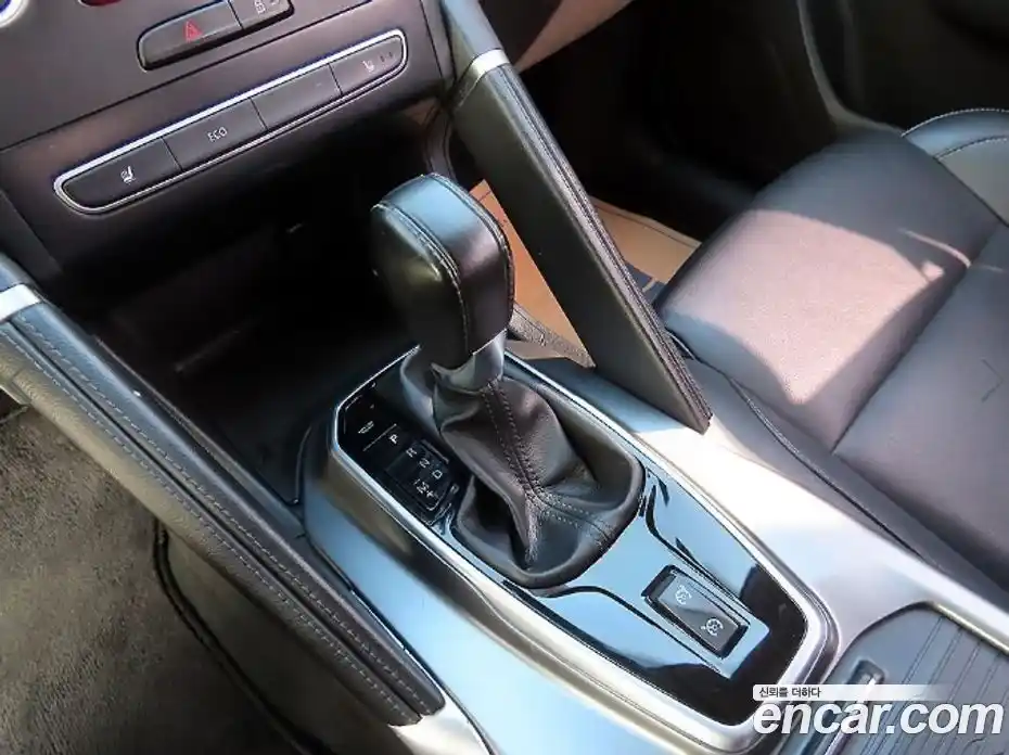 Renault QM6 2018 2.0 Автомат в Москве № 524474, фото 10