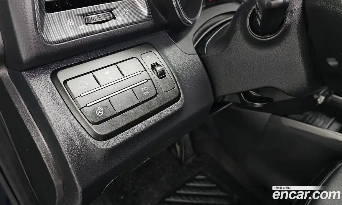 SsangYong TIBOLI 2017 1.6 Автомат в Москве № 526455, фото 13