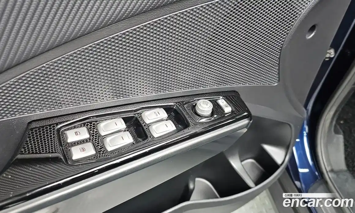 SsangYong TIBOLI 2017 1.6 Автомат в Москве № 526455, фото 17