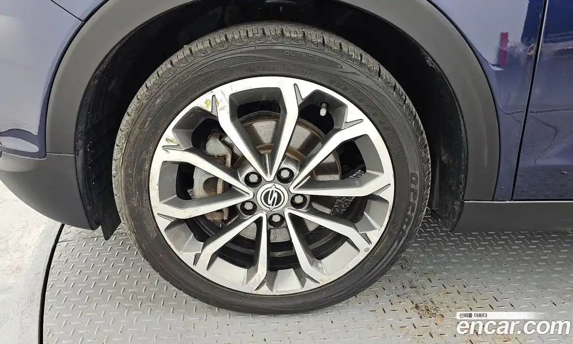 SsangYong TIBOLI 2017 1.6 Автомат в Москве № 526455, фото 5