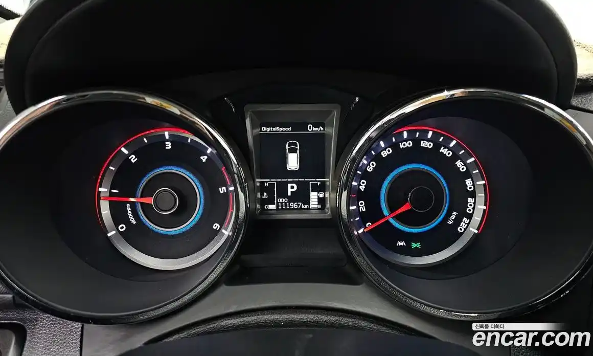 SsangYong TIBOLI 2017 1.6 Автомат в Москве № 526455, фото 8