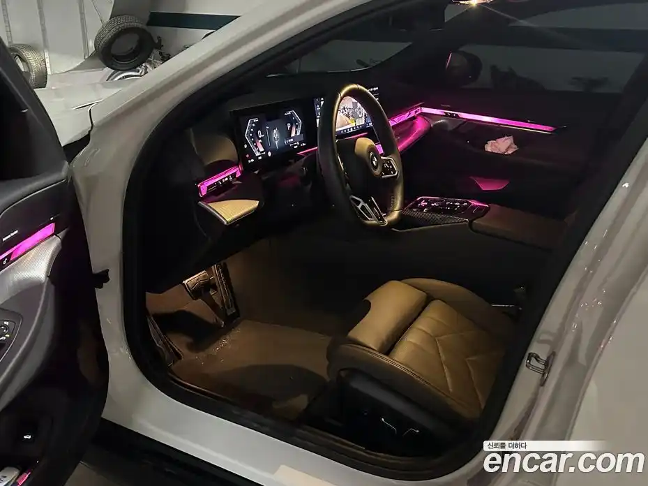 BMW i5 2024 Автомат в Москве № 526661, фото 11