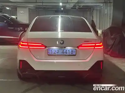 BMW i5 2024 Автомат в Москве № 526661, миниатюра 4