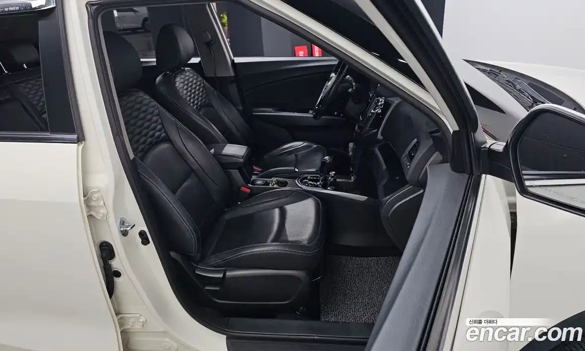 SsangYong TIBOLI 2018 1.6 Автомат в Москве № 526765, фото 13