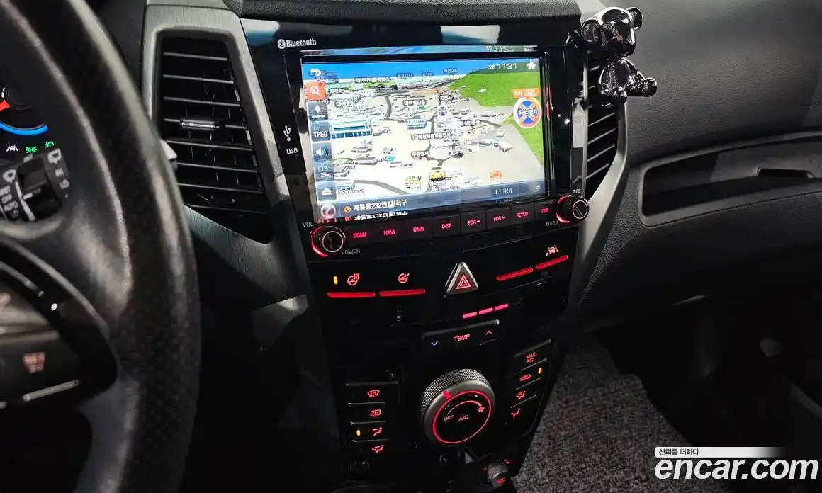 SsangYong TIBOLI 2018 1.6 Автомат в Москве № 526765, фото 18