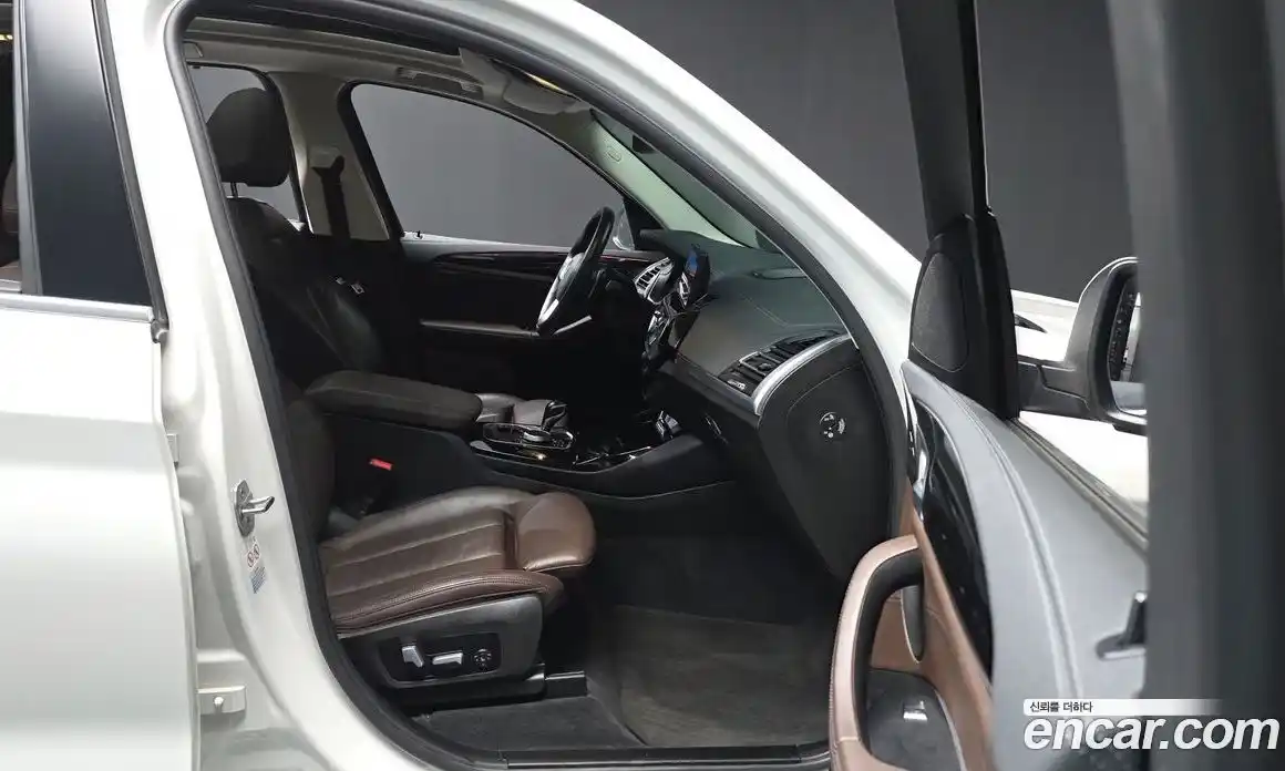 BMW X3 2022 2.0 Автомат в Москве № 528067, фото 11