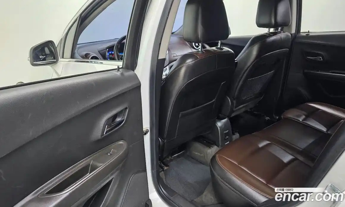 Chevrolet Trax 2016 1.6 Автомат в Москве № 528443, фото 18