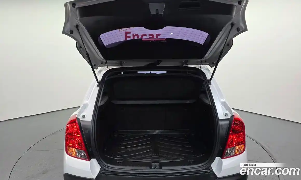 Chevrolet Trax 2016 1.6 Автомат в Москве № 528443, фото 20