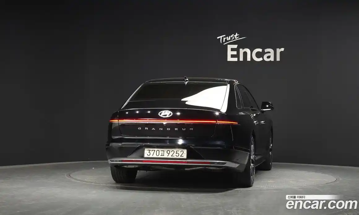 Hyundai Grandeur 2024 1.6 Автомат в Москве № 530348, фото 4