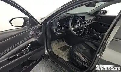 Hyundai Avante 2022 1.6 Автомат в Москве № 530659, миниатюра 11