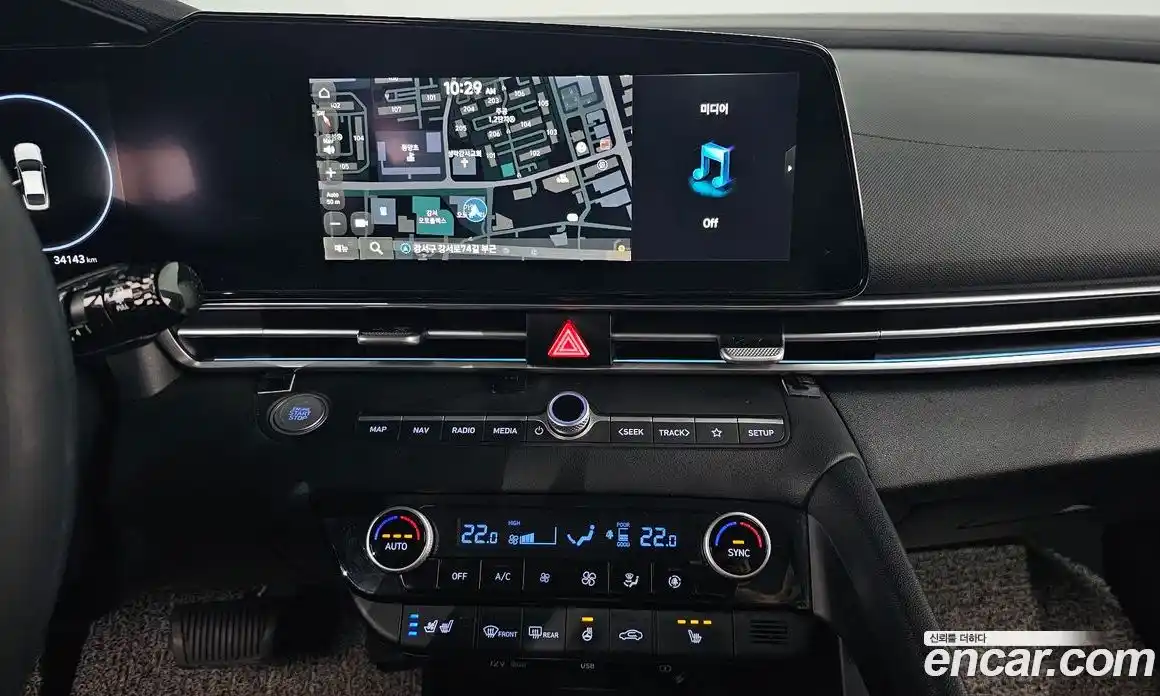 Hyundai Avante 2022 1.6 Автомат в Москве № 530659, фото 14