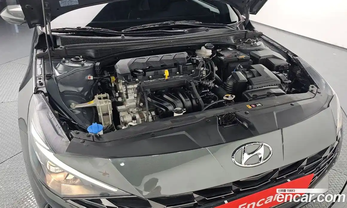 Hyundai Avante 2022 1.6 Автомат в Москве № 530659, фото 6