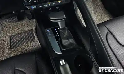 Hyundai Avante 2022 1.6 Автомат в Москве № 530659, миниатюра 9