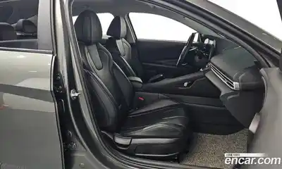 Hyundai Avante 2022 1.6 Автомат в Москве № 530659, миниатюра 10