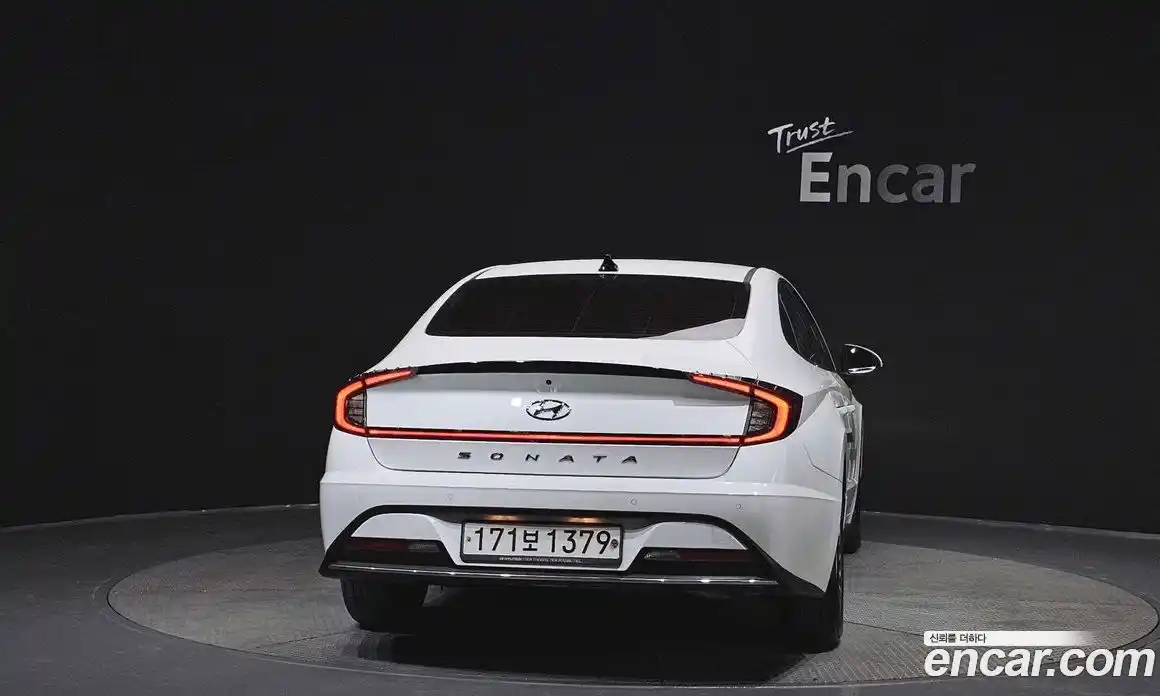 Hyundai Sonata 2021 2.0 Автомат в Москве № 530761, фото 4