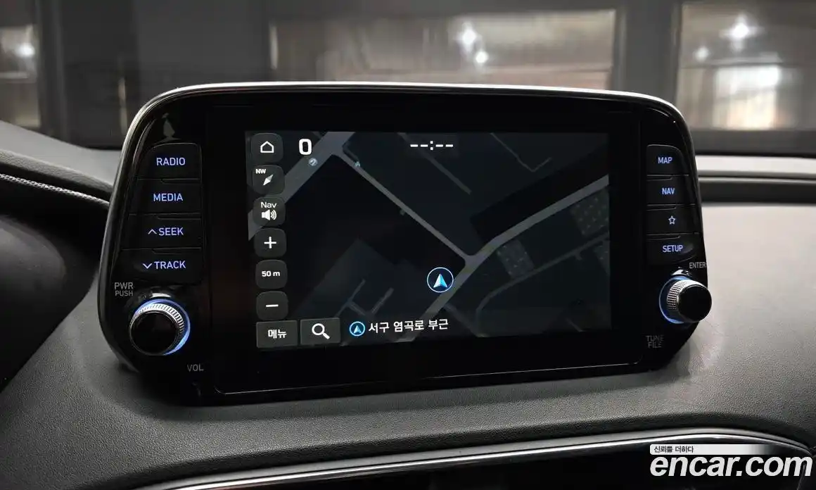 Hyundai Santa Fe 2020 2.0 Автомат в Москве № 530936, фото 14