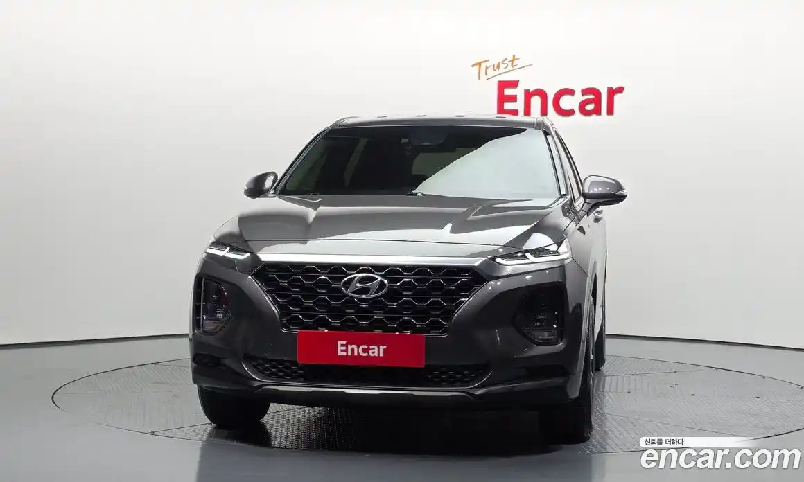 Hyundai Santa Fe 2020 2.0 Автомат в Москве № 530936, фото 3